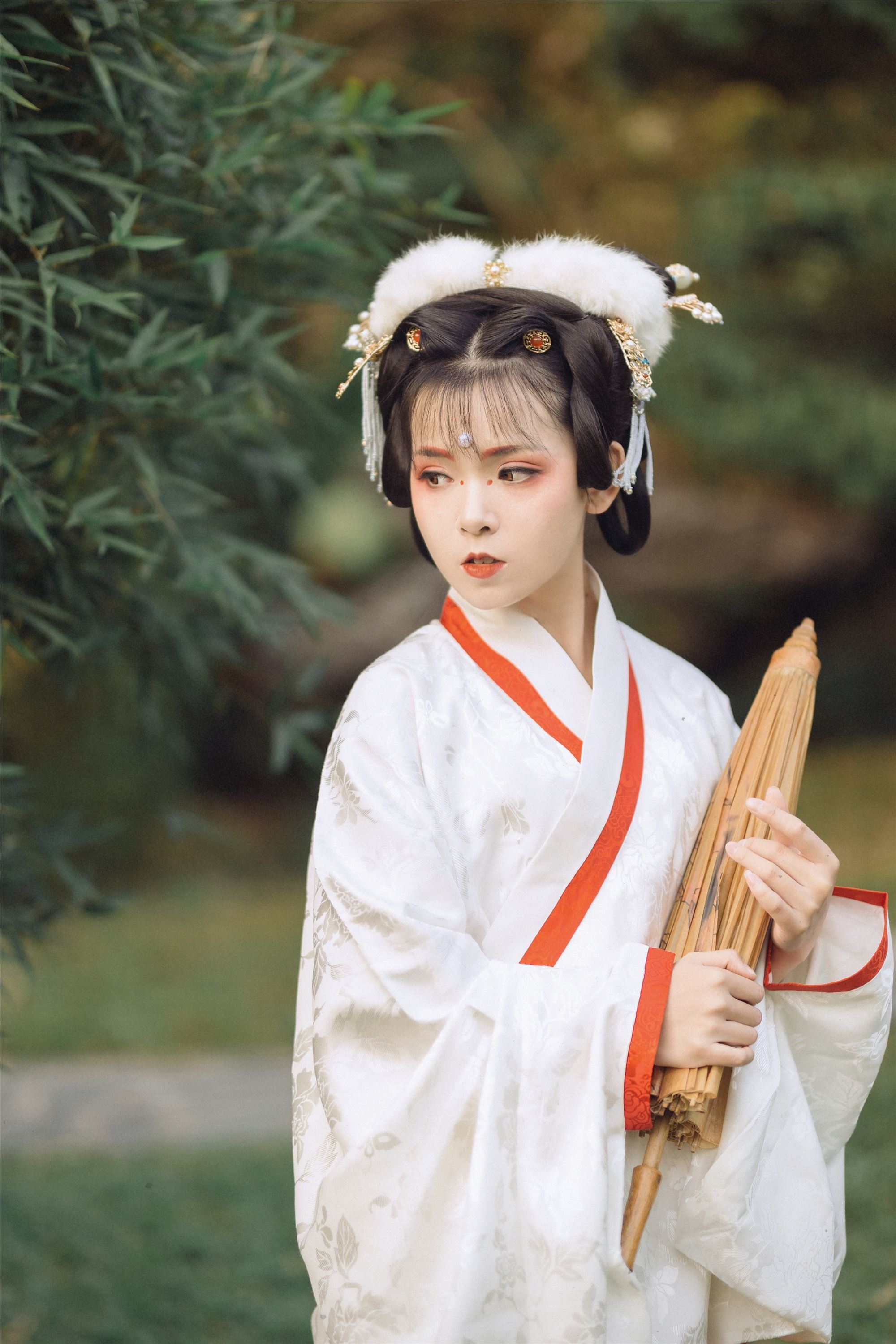 YITUYU艺图语 2021.09.04 茕兔 悠然